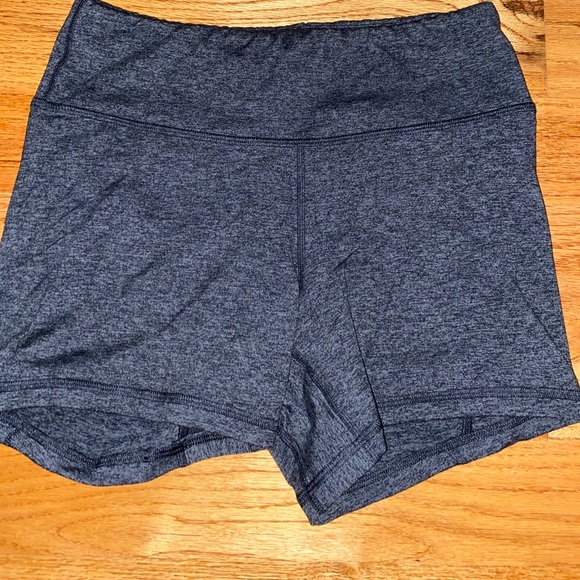 Fleo Pants - NWOT Magnet Black True High Countour Fleo Shorts